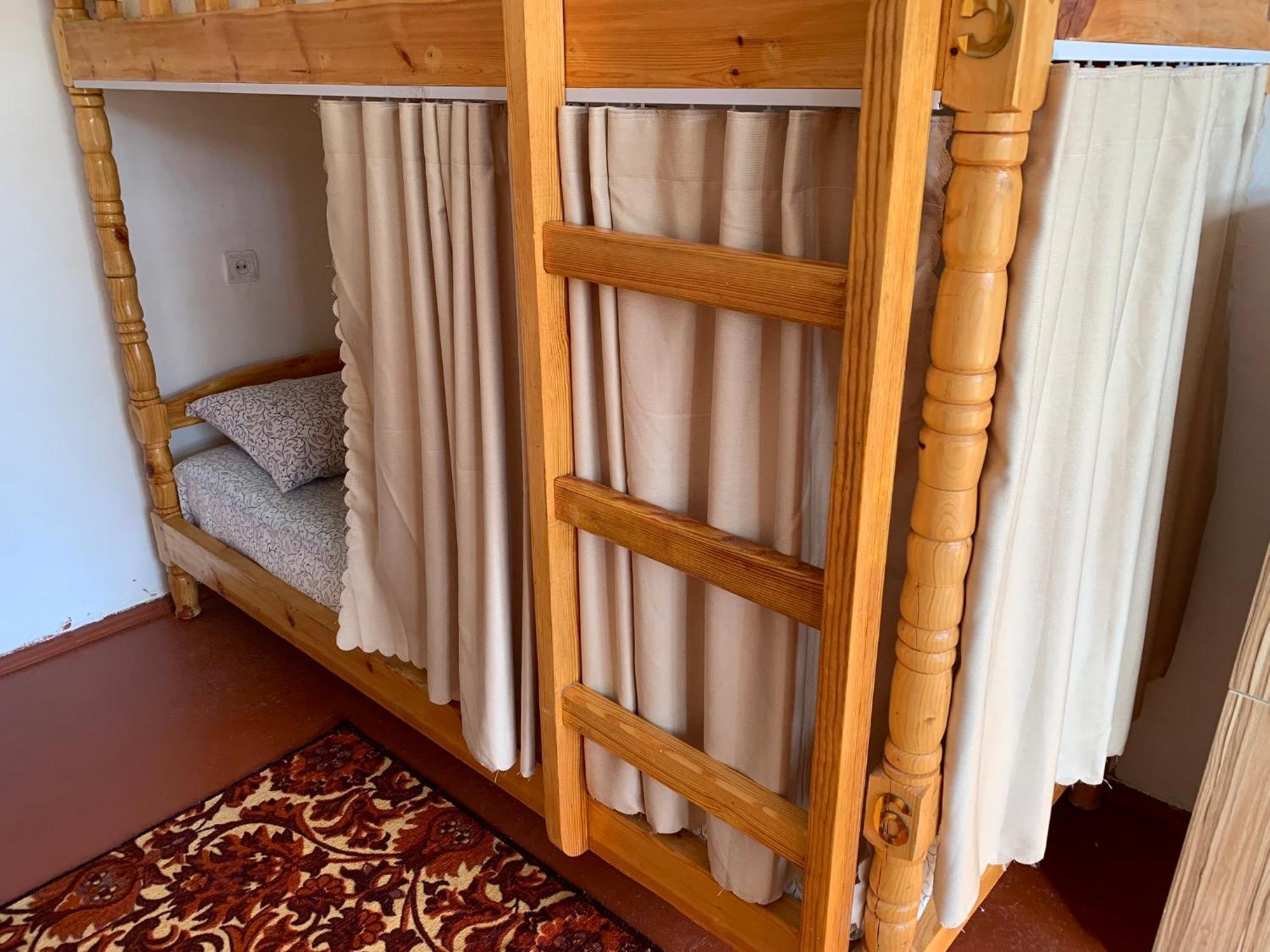 Salom Hostel Panjakent Eksteriør bilde