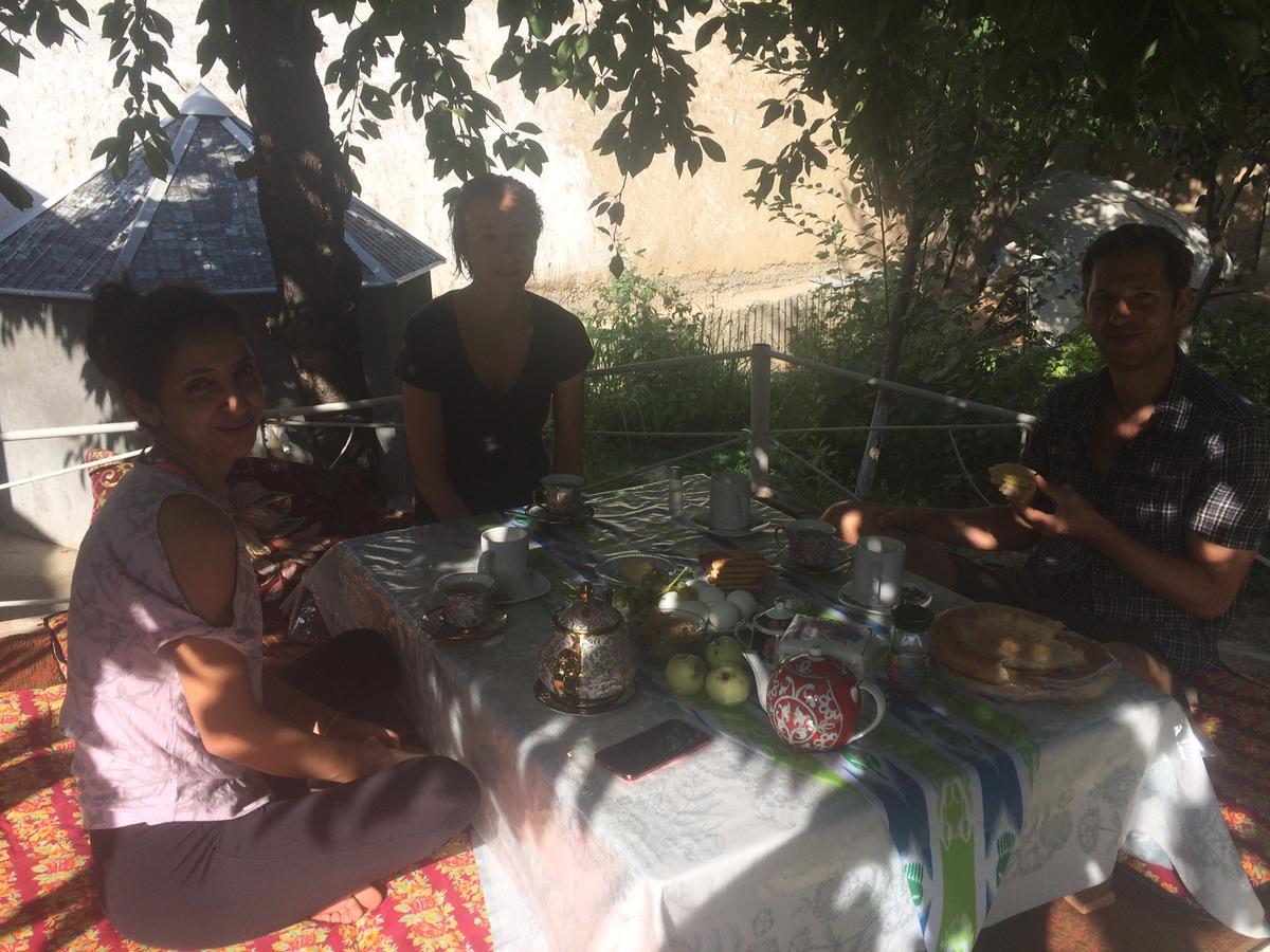 Salom Hostel Panjakent Eksteriør bilde